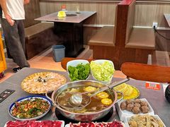 -官塘陈记鱼生·潮汕砂锅粥·牛肉火锅(潮枫路总店)