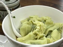 荠菜馄饨-朱新年·苏式汤团·面点(北寺塔店)