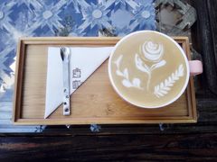 -唐咖精品咖啡(大理古城手冲店)