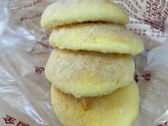 鳕鱼小贝-鲍师傅糕点(江苏路店)