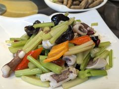 -喜乐餐厅•灯笼虾球首创者•本地小海鲜(二马路店)