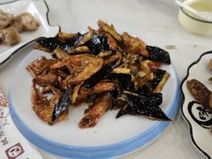 -李哥海鲜烧烤家常菜(孔雀城店)