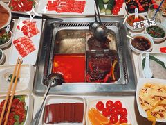 -海底捞火锅鲜切牛肉主题店(长寿路店)
