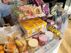 -好利来(飞跃路店)