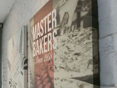 -必胜客(宝杨路宅急送店)