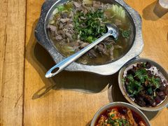 -谢老五跷脚牛肉·非遗传承店