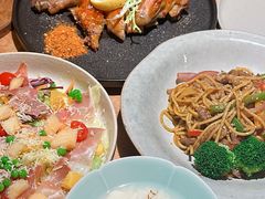 -上芽食集(德思勤店)