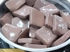 -黄利砖万峰林布依特色酸笋牛肉馆