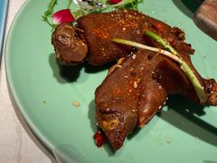 椒盐猪蹄-卯时·龙光雅宴·精致锡帮菜(惠山古镇店)