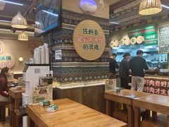 -云阿蛮云南生烫牛肉米线(奉贤路店)