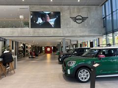 -上海普陀宝诚MINI4S店(红柳路店)