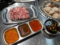 雪花牛肉粒-马路牙子烧烤音乐酒馆(望京店)