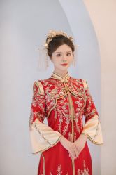 -洋洋婚纱品牌集合店