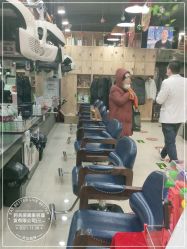 -阿兵荣辉美容理发有限公司