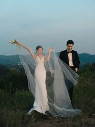 -雪中彩影婚纱摄影·微光艺术中心