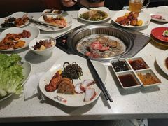 -佰烧海鲜烤肉火锅自助(世茂国际广场店)