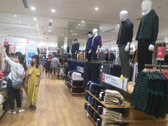 -优衣库(广州番禺万达广场店)