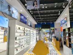 -诺柯视眼镜-蔡司依视路官方工厂店(淞南一店)