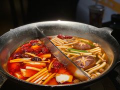 -湊湊火锅·茶憩(新中关购物中心店)