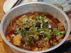-爆炸头阿姨小四川正宗川味小吃(无任何分店)