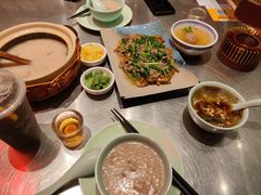 潮界湿炒牛河-潮界(虹桥新天地店)