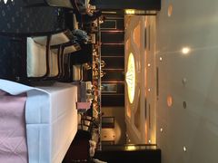 -御花园·粤菜·海鲜火锅(中山公园店)