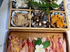 -花菇朵 ll 野生菌火锅·精品云南菜(后沙峪店)