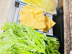 -灶知轩湘西石锅鱼(万佳广场店)