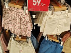 -优衣库(南京建邺万达广场店)