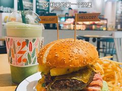 27&nbsp;牛肉汉堡-HELLO 27 意面·沙拉·帕尼尼