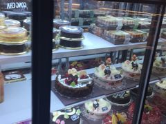 面包甜点陈列柜-多乐之日(和平伊势丹店)