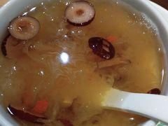 银耳羹-荷花亭·湖北融合菜(十堰武商MALL店)