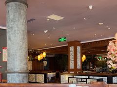 -八府香鸭·啫啫煲(华山路店)