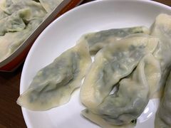 -鲜鲜锅贴(荆山路店)
