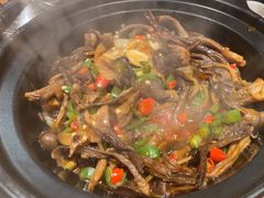 -聚鑫朋酸菜肥肠(九龙仓店)