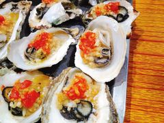 -蚝哥花姐湛江烤生蚝(美丽湾市场店)