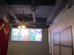 -荒岛实景沉浸密室(江汉路1店)