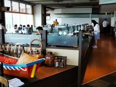 -Rizzan Sea Park Hotel Tancha Bay室内游泳池