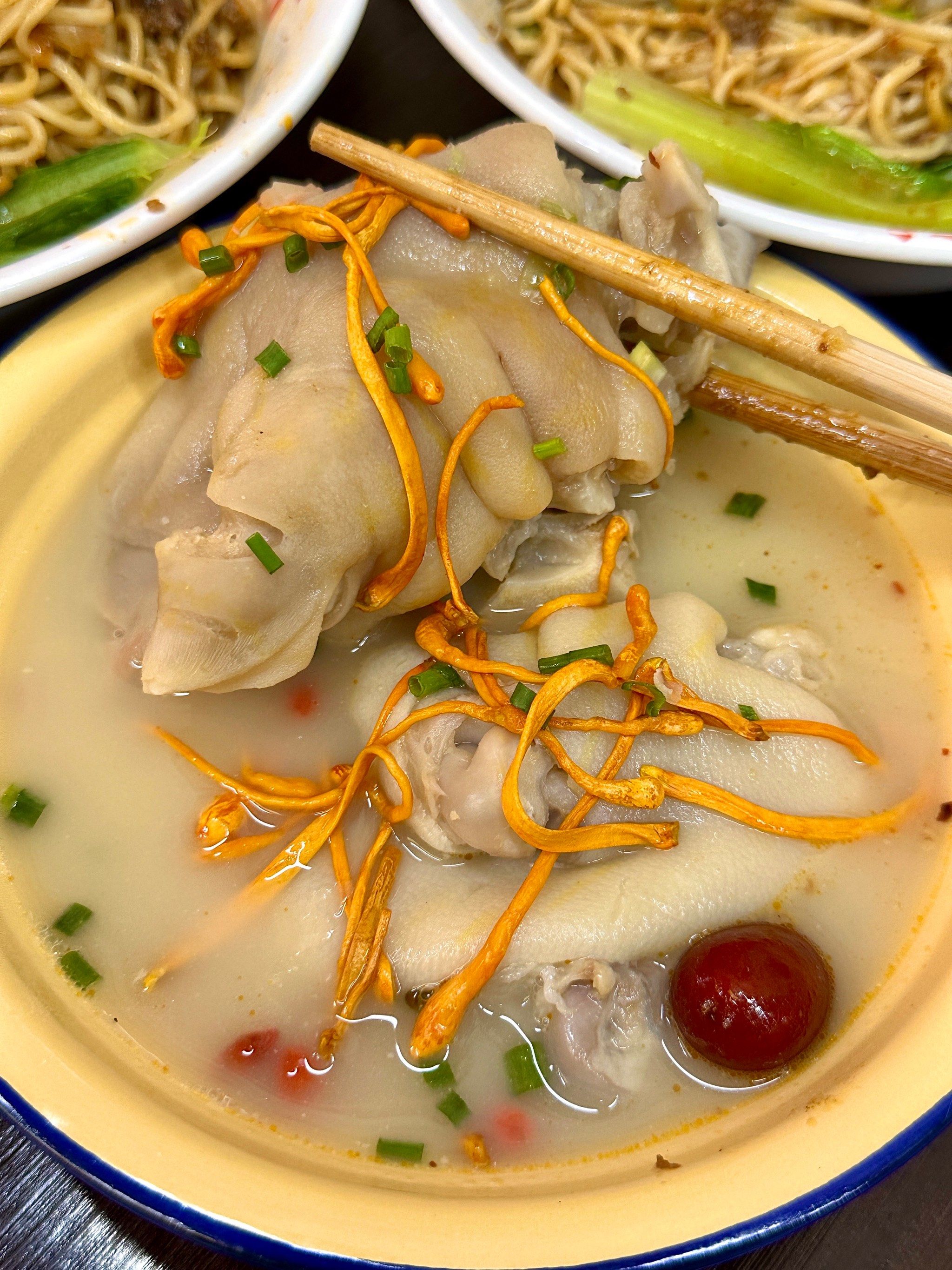 深圳龙华!这一口蹄花让我念念不忘….