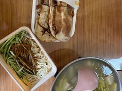 -宝光熏肉鞋底火烧(新街口店)