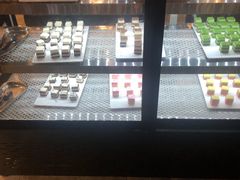 -好伦哥(温都水城店)