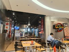 -Tube station站点比萨(王府井百货店)