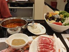 -呷哺呷哺(世贸.工三店)