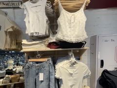 -Brandy Melville
