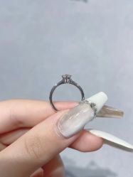 -Zbird钻石小鸟·钻戒婚戒定制高端珠宝私人定制中心