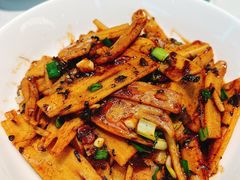 梅干菜炒莲藕-兰湘子·湘菜小炒(盛龙广场店)