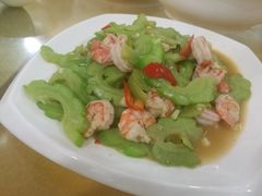 -覃记海鲜美食餐厅