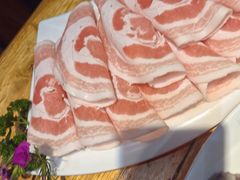 猪五花-草原塞蛮羊火锅城(港湾店)