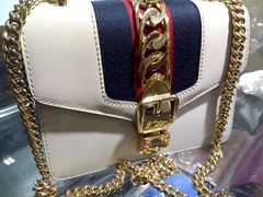 -IRENCE伊琳丝奢侈品皮具护理(二手鉴定世界广场店)