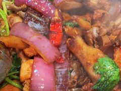 -胡须佬鸡煲四季火锅(海雅缤纷城店)